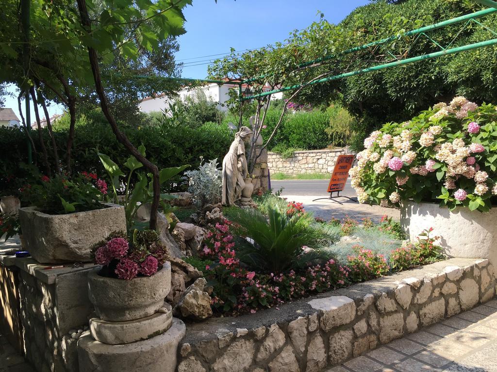 Apartmani Zorica Rab Town Exteriör bild