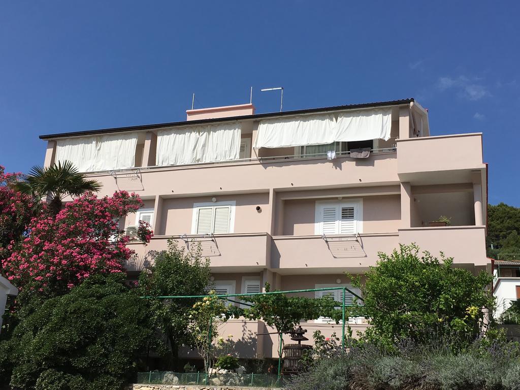Apartmani Zorica Rab Town Exteriör bild